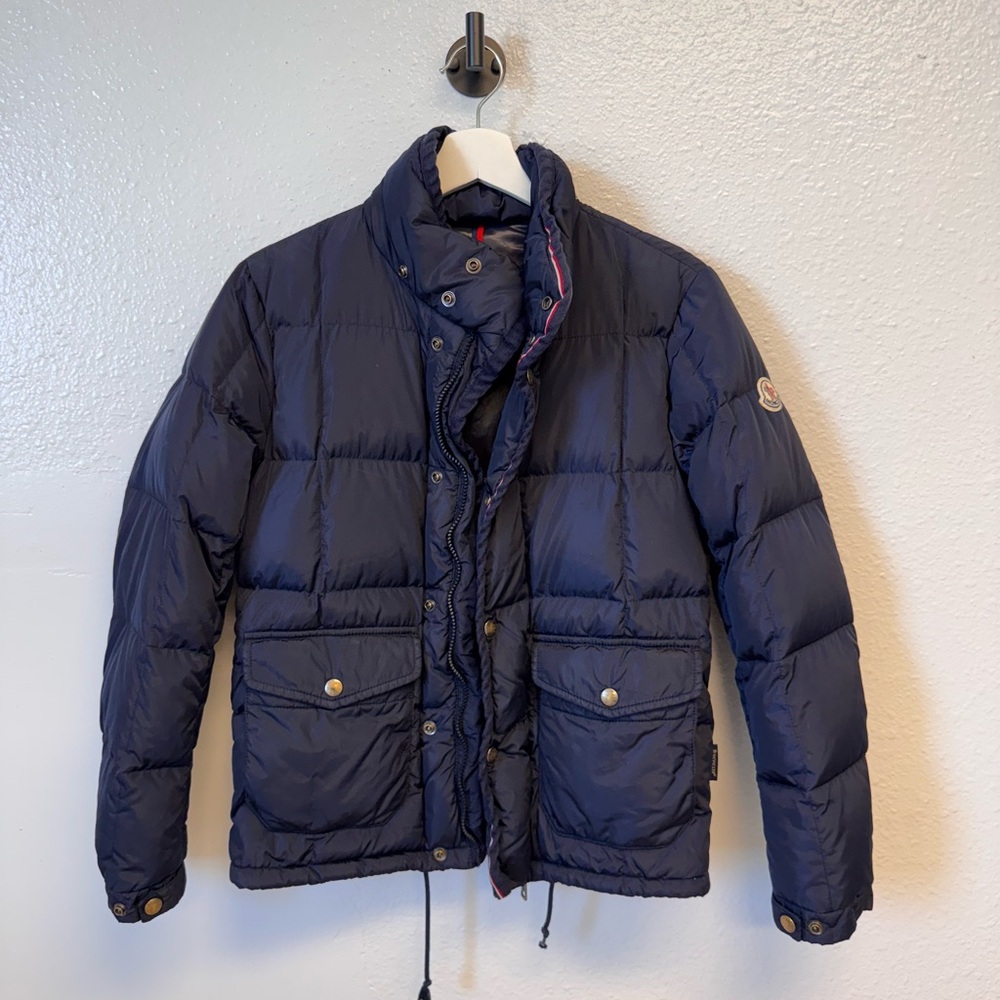 MONCLER NAVY PUFFER JACKET - Picture 1 of 5